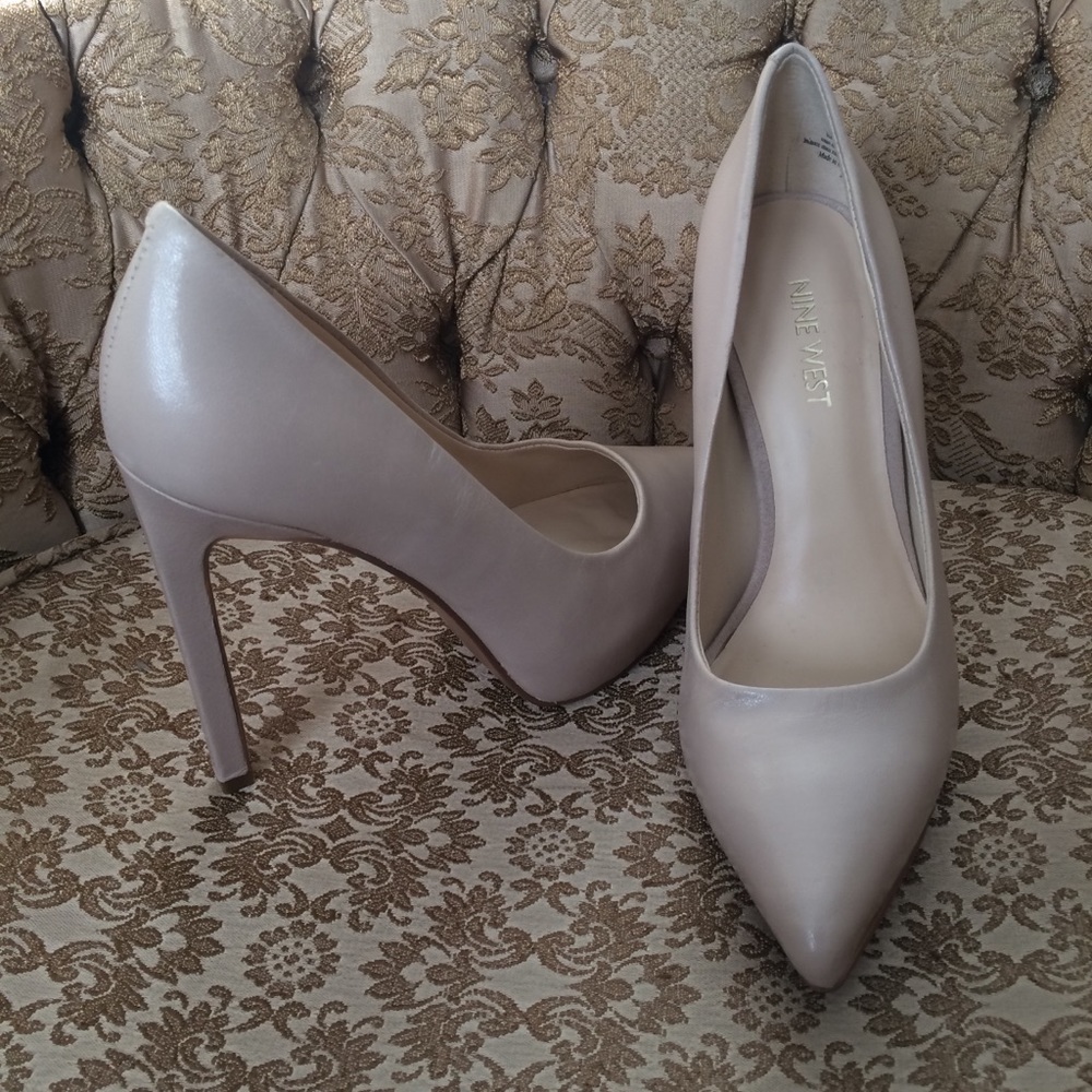 Nine West Tatiana size 6